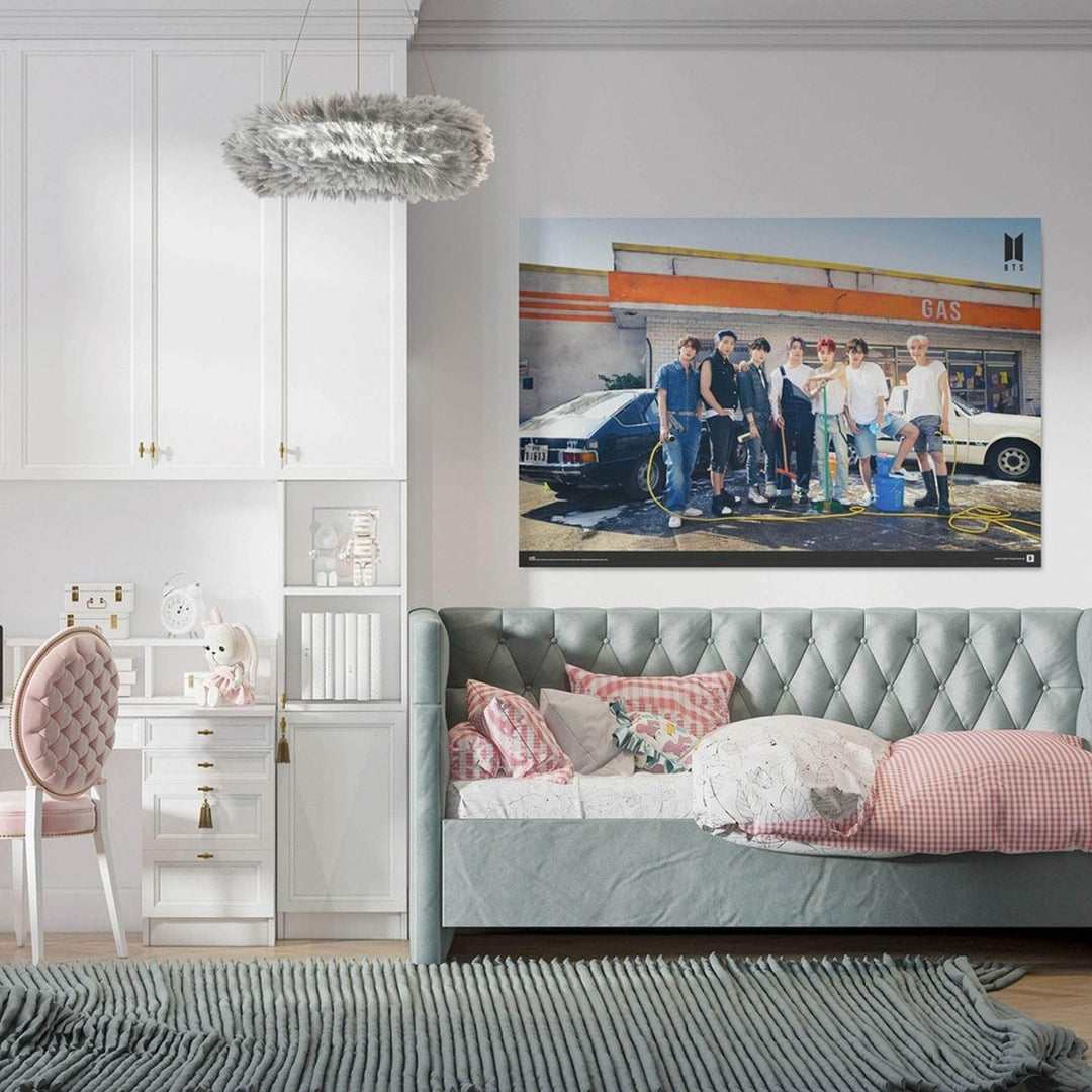 BTS Plakat Gas Station - Supernerds